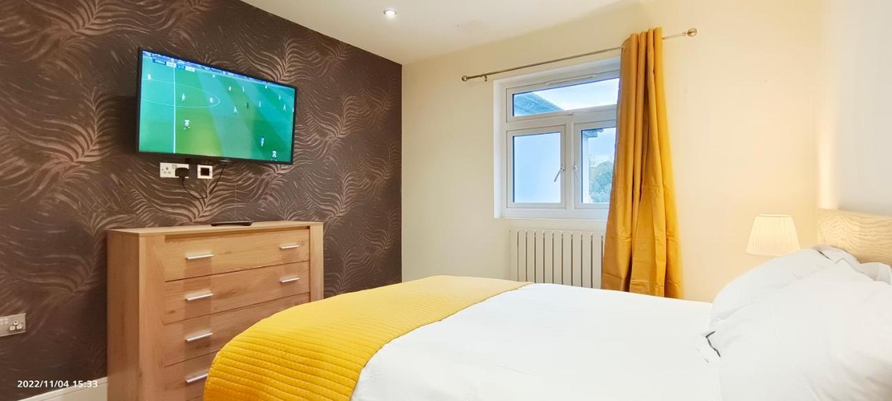 First Floor Flat 1 Northwood Leilighet London Eksteriør bilde