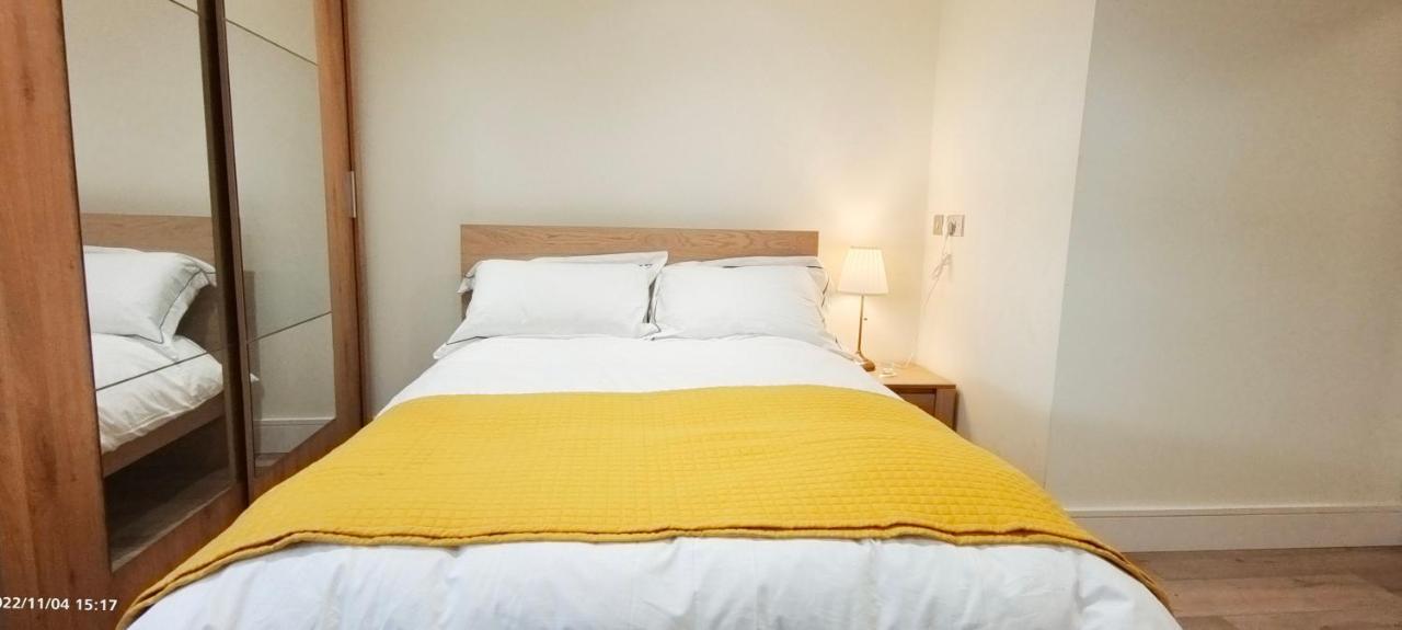 First Floor Flat 1 Northwood Leilighet London Eksteriør bilde