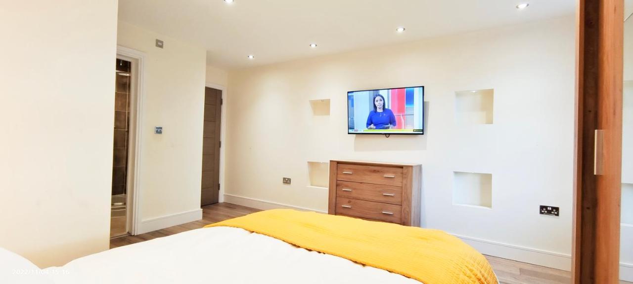 First Floor Flat 1 Northwood Leilighet London Eksteriør bilde